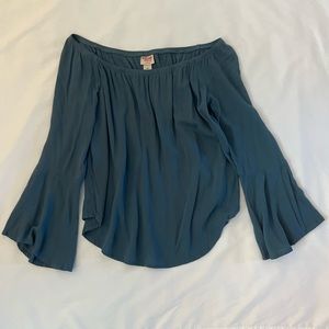 Mossimo On/Off the Shoulder Blouse